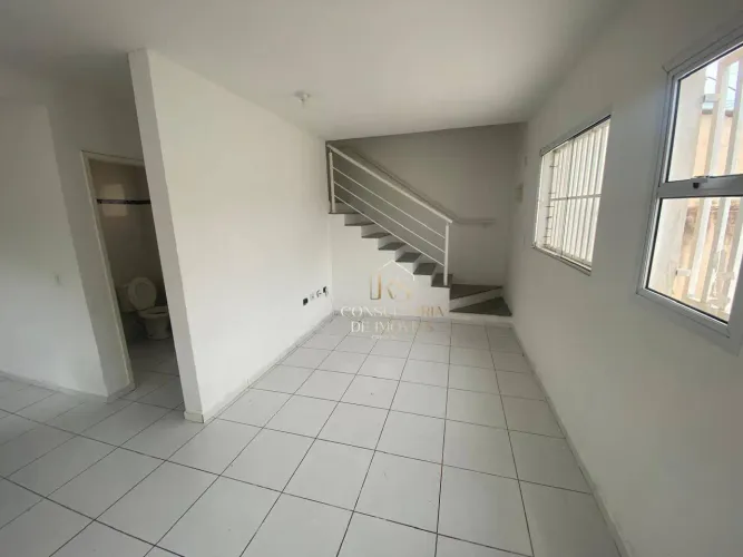 Casa com 3 dormitórios à venda por R$ 440.000 - Vila Amorim - Suzano/SP
