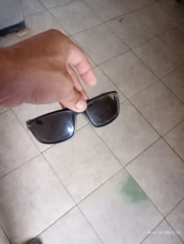 Oculos da marca prada