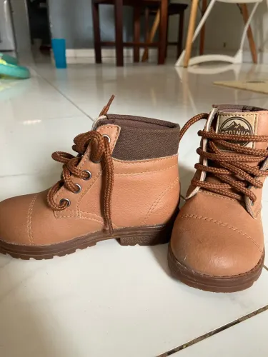 Bota infantil 