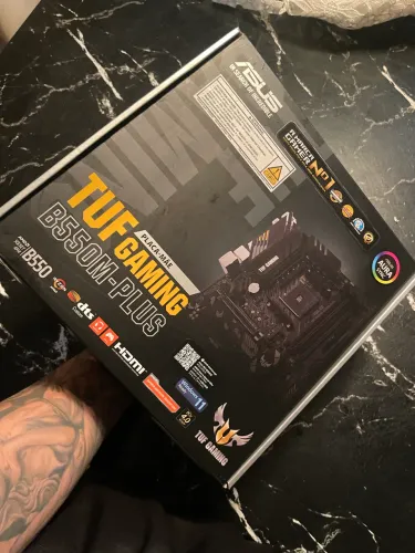 Placa mãe B550 Tuf Plus / LACRADA!!!