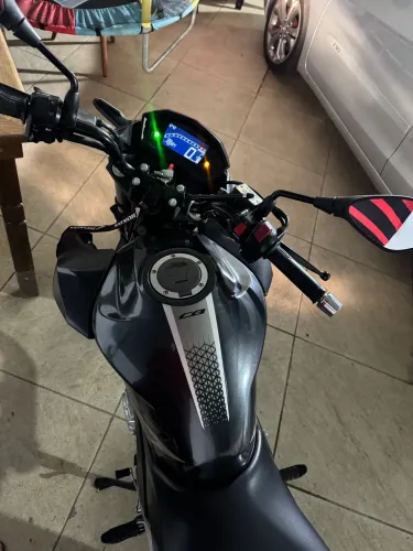 Vendo CB 250f 2022 - Moto impecável Nada pra fazer