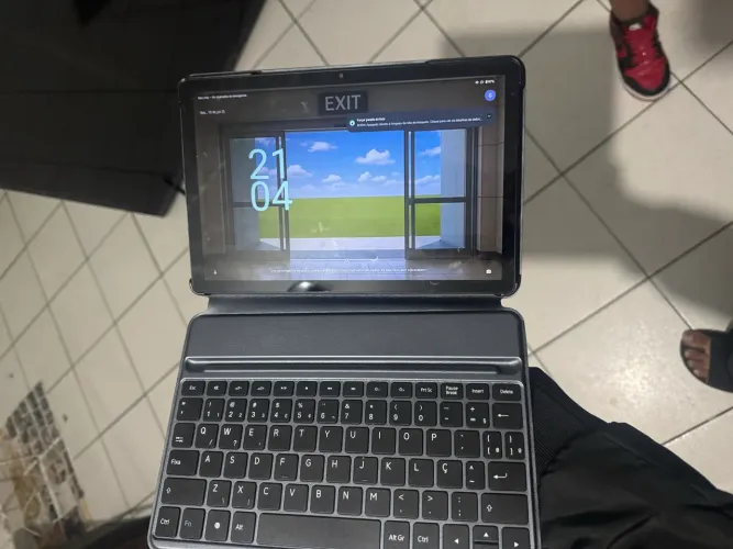 Tablet Positivo Vision TAB 10.1? - 4GB RAM | 128GB | Com Teclado e Carregador