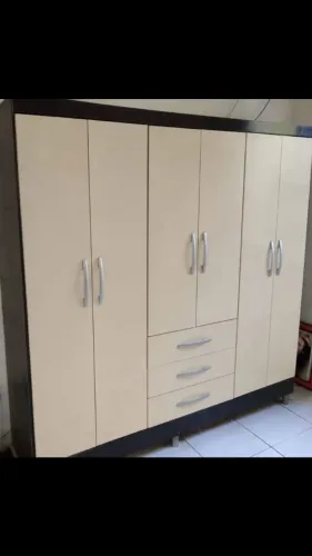Guarda roupas casal 6 portas