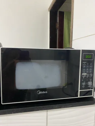 Microondas midea com defeito