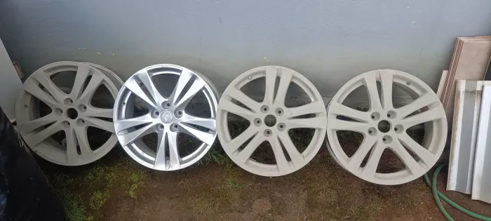 RODAS 18 OEM SANTA FÉ