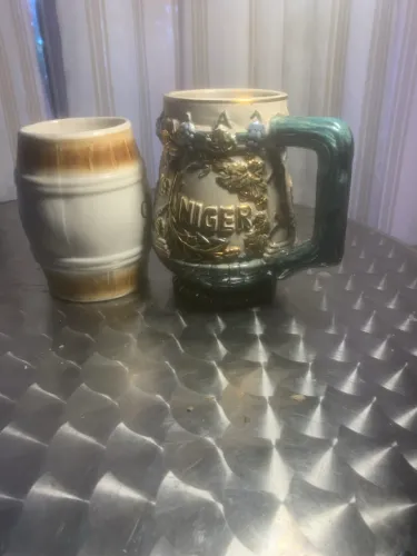 Caneca com 64 anos. Colecionador