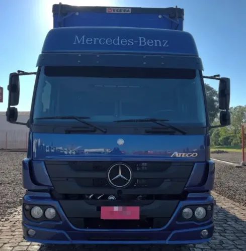Atego 2426 2019 Baú sider 