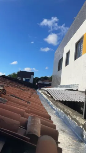 Instalação de calhas telhados rufos