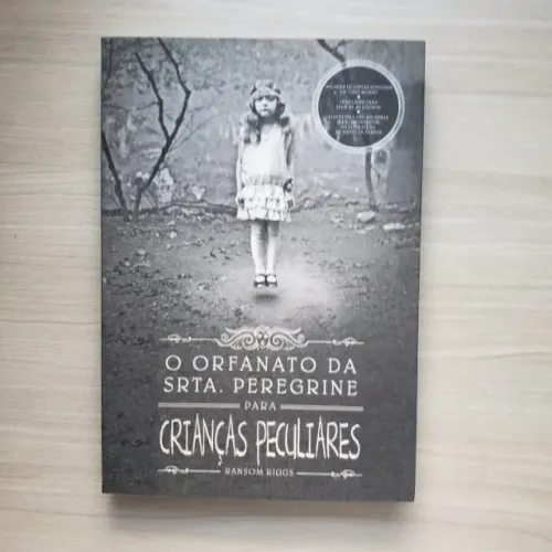 Livro O Orfanato da Srta. Peregrine para Crianças Peculiares