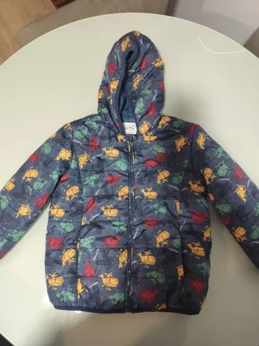 Vendo jaquetas infantil semi novas