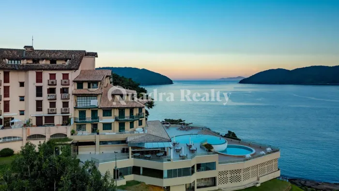 Apartamento com varanda