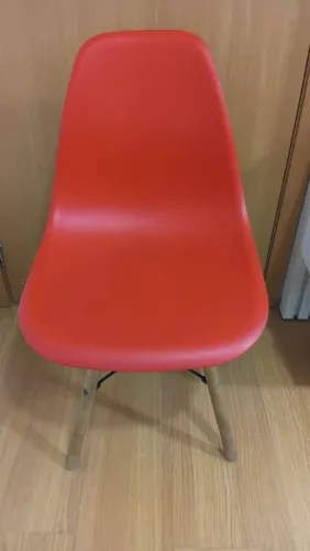Cadeira vermelha