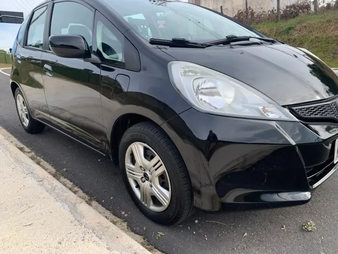 Honda Fit DX 1.4 Flex 16V 5P Mec. 2013