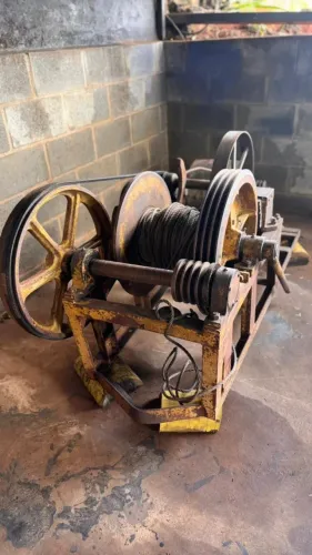 Guincho Náutico 20 Toneladas (Usado)