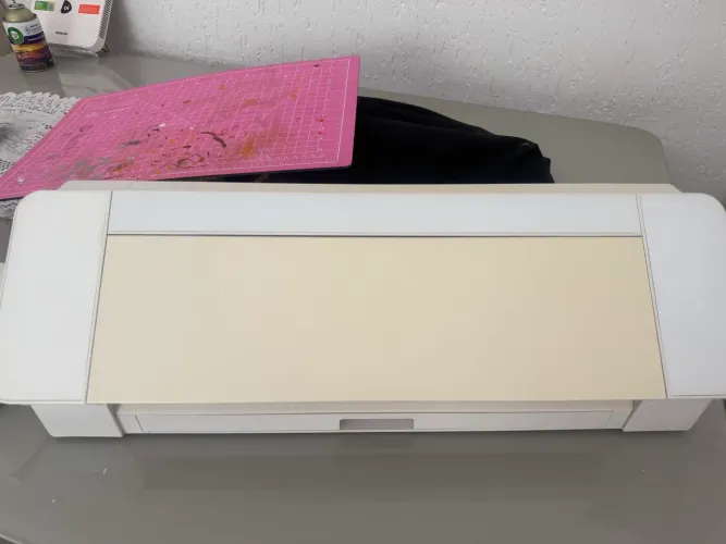 SILHOUETTE CAMEO 4
