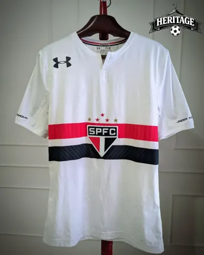 Camisa: São Paulo 2017/2018