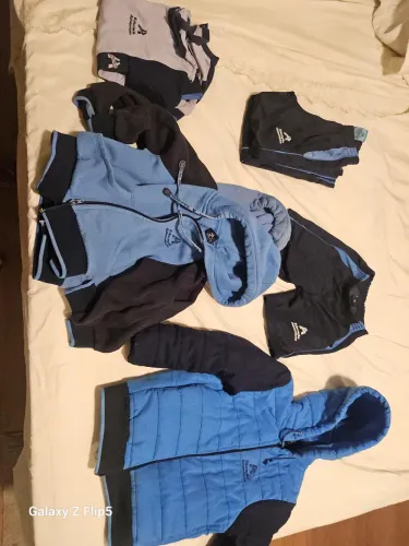 Lote de uniformes Colégio Adventista 