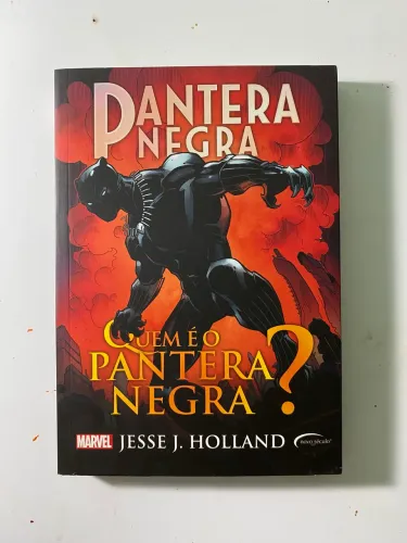 Livro Pantera Negra (Quem é o pantera negra?) - Jesse J.Holland Marvel.