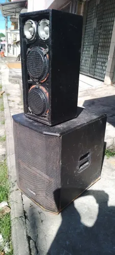 Sistema ativo Sub da onel. E médio agudo ativo.tudo R3000