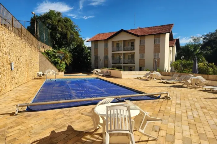 APARTAMENTO A VENDA 72M2, 2 DORMITORIOS, 1 BANHEIRO, 1 VAGA , AREA T.4500M2 , 2 CHUR. , PI