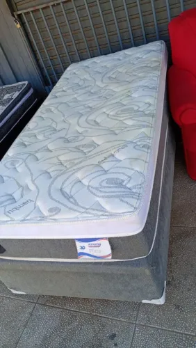 Cama de solteiro