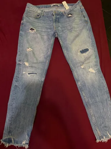 Calça Jeans Zara destroyed
