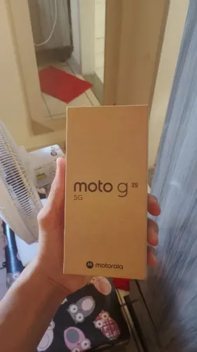 Celular  Novo na caixa 256 GB 8 DE RAM 950$ NA HORA PQ ESTOU PRECISANDO DE DINHEIRO 