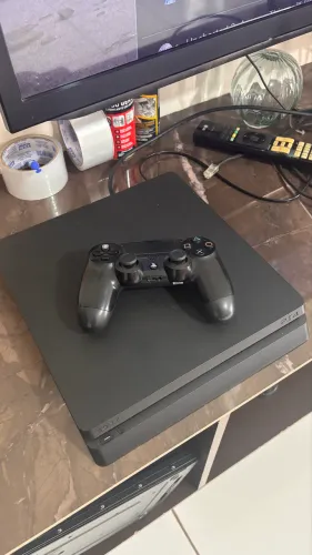 vendo Playstation 4 usado.