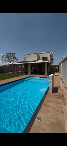 Chácara com Piscina Aquecida, 4 Quartos, 3 Suítes