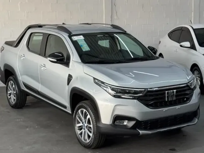 Fiat Strada Volcano 1.3 Flex 8V CD 2026