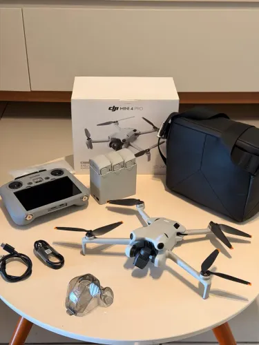 Drone mini 4 Pro DJI