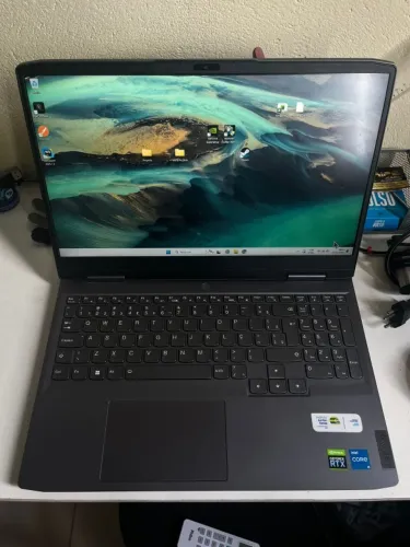 Notebook Lenovo LOQ com RTX 2050 - i5 12ª Geração e 16GB RAM | Win 11 Original