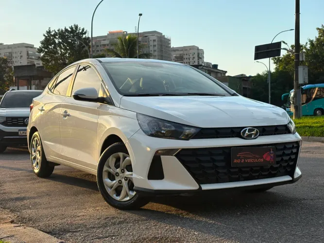 Hyundai HB20S Comfort Plus 1.0 Flex 12V Mec. 2025