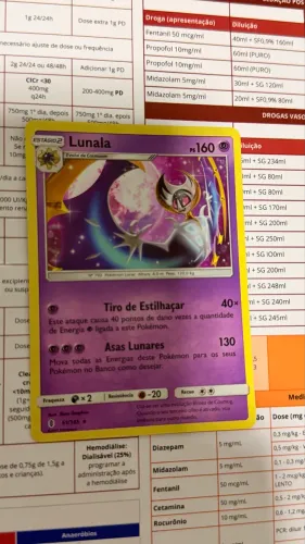 Carta Lunala Rara Holo 61/145 - Pokémon TCG PT-BR