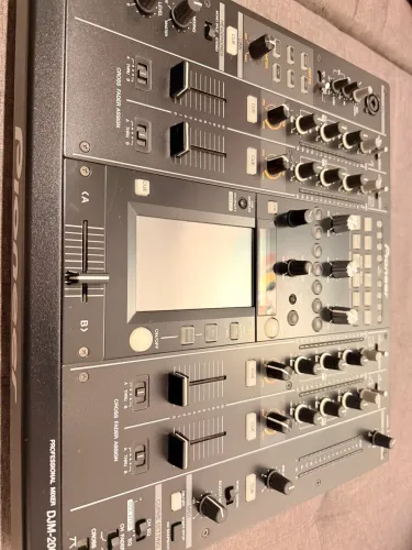 MIXER PIONEER DJ DJM 2000 NEXUS (impecável)