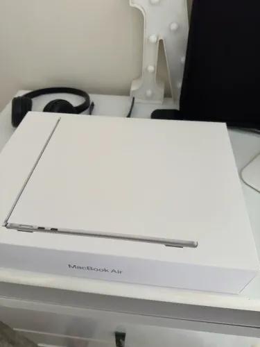 MacBook M2 512sdd