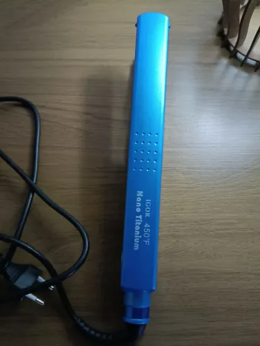 Prancha de cabelo nano Titanium 450 