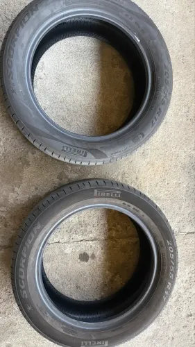 Vendo par de pneus 205/55 R17 Pirelli/Scorpion