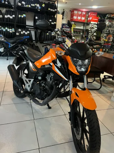 Exclusividade Honda CG titan 160 2025 Laranja