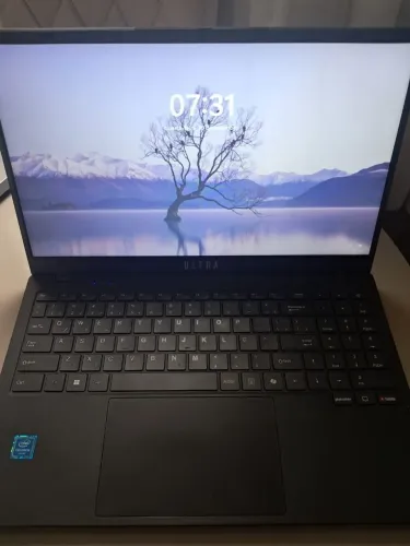 Notebook Multi Ultra UB261 15,6" | 4GB RAM | 128GB | Muito Conservado