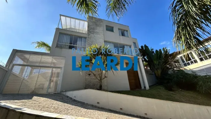 CASA EM CONDOMÍNIO - ARUJAZINHO 1, 2, 3 - SP