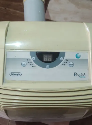 Ar condicionado Portátil DeLonghi Pinguino PAC C100 110v