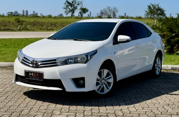 Toyota Corolla GLI 1.8 Flex 16V Aut. 2015