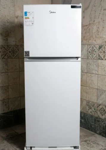 Geladeira Midea Duplex 2 Portas - Apenas 4 meses de uso (Com Nota Fiscal)