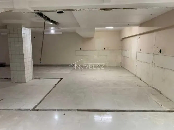 Loja : / Comercial / Leblon