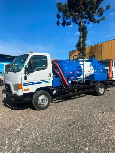 VENDE HYUNDAI