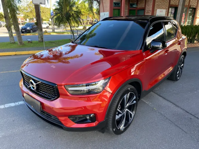 Volvo XC40 XC 40 T-5 Híbrido R-design 1.5 262cv FWD 2021