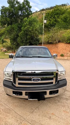 Ford F-250 XLT 3.9 4X2 Diesel TB 2009
