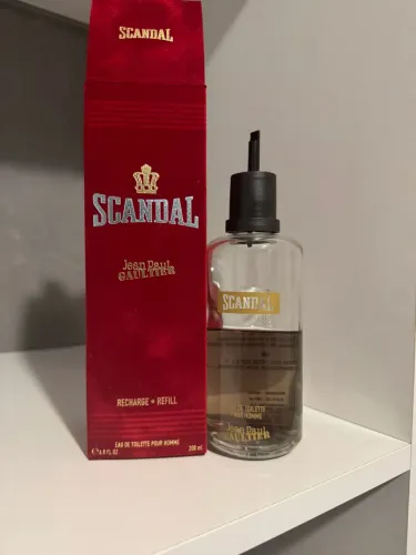 SCANDAL EUA DE TOILLET POUR HOMME