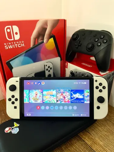 Nintendo Switch OLED desbloqueado (leia a descrição) + Pro Controller Original + SD card +